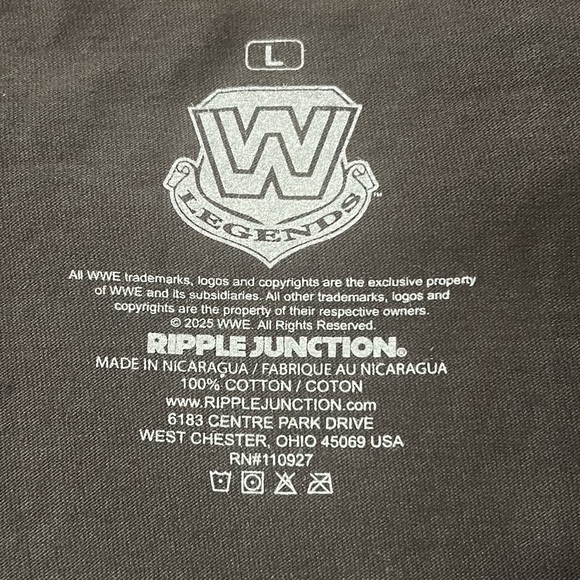 WWE The Undertaker Rest In Peace T-shirt Large Licensed Streetwear Fandom 80s - Picture 4 of 5